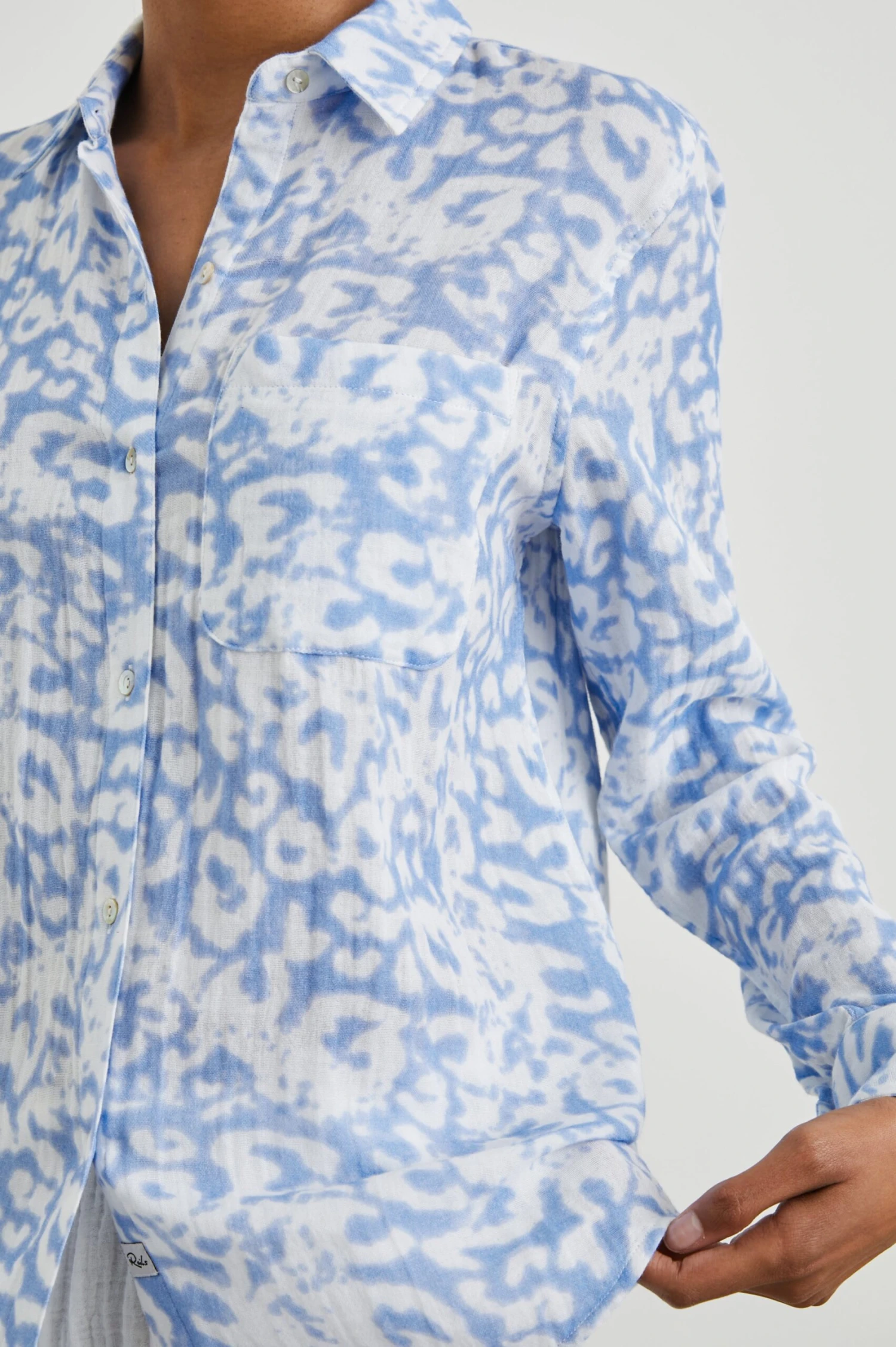 RAILS ELLIS SHIRT - BLUE DIFFUSED CHEETAH 4 RAILS ELLIS SHIRT - BLUE DIFFUSED CHEETAH - Image 2