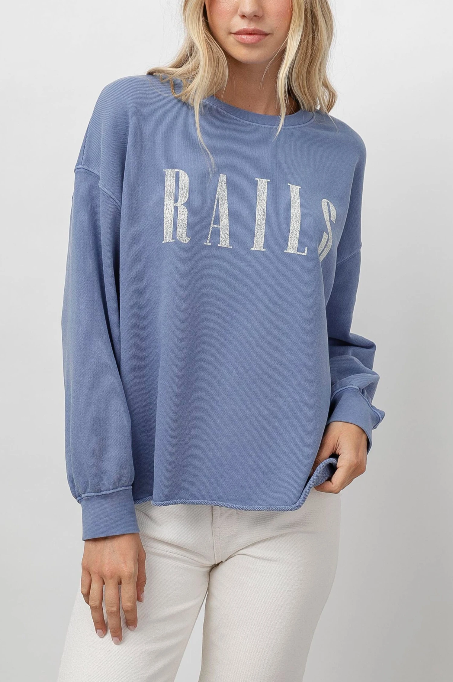 RAILS SIGNATURE SWEATSHIRT - WASHED INDIGO RAILS 3 RAILS SIGNATURE SWEATSHIRT - WASHED INDIGO RAILS